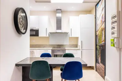 Cuisine ou kitchenette dans l'établissement GuestReady - Modern stay near Place de la Bastille