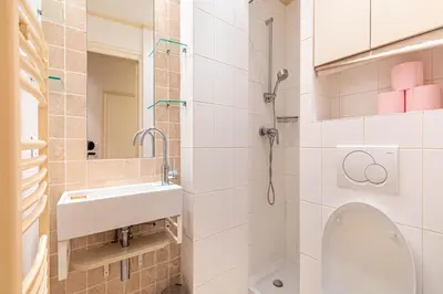 Salle de bains dans l'établissement GuestReady - Modern stay near Place de la Bastille