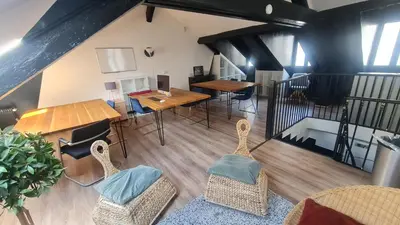 Coin salon dans l'établissement Superbe Maison près du Sacré Cœur
