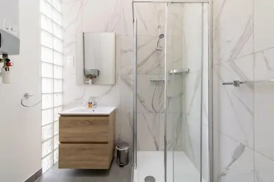 Salle de bains dans l'établissement B3#Two Bedrooms#Champs Elysées#Arc de Triomphe#AC