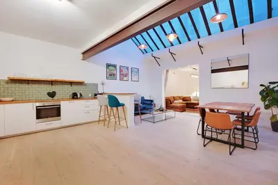 Cuisine ou kitchenette dans l'établissement Chic apartment - 2BR-6P - Center of Paris