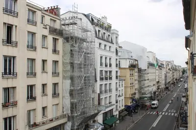 Vue générale sur Paris ou vue de la ville depuis l'appartement