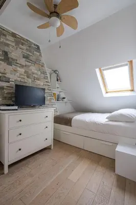 Télévision ou salle de divertissement dans l'établissement Appartement lumineux et cosy Gare du Nord - Opéra