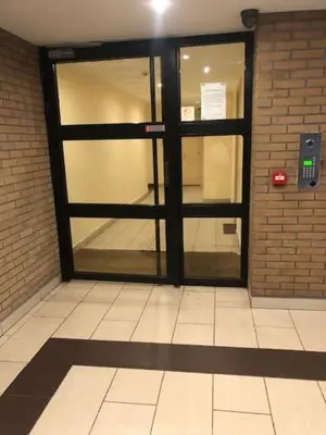 Plan de l'établissement LOGEMENT ENTIER 2 PIECES PARKING 5'métro