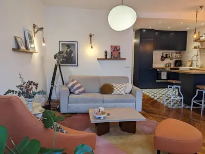 Cuisine ou kitchenette dans l'établissement Appartement élégant - Fbg Saint Denis