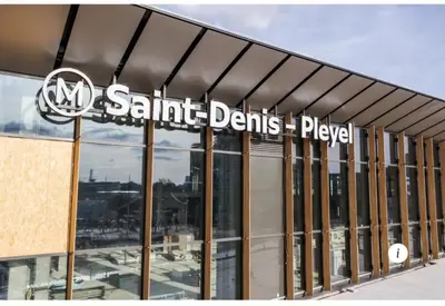 Certificat, récompense, panneau ou autre document affiché dans l'établissement Paris pleyel