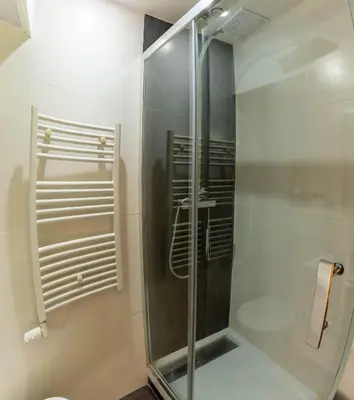 Salle de bains dans l'établissement Gare du Nord & Canal St-Martin