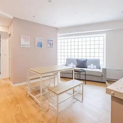 Charme Parisien 6 Personnes