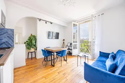 Coin salon dans l'établissement Apartment 2 Bedrooms#2 Bathrooms#Paris 14#Alesia