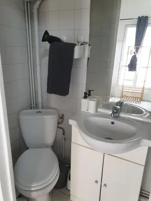 Salle de bains dans l'établissement Charmant studio à Paris 13ᵉ proche métro