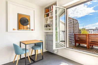 Balcon ou terrasse dans l'établissement GuestReady - A glamorous sight over the city