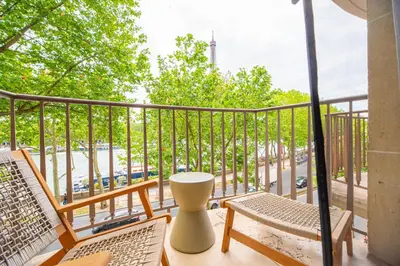 Balcon ou terrasse dans l'établissement Luxury Flat Eiffel Tower View