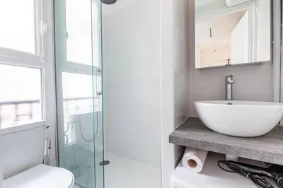 Salle de bains dans l'établissement GuestReady - Apt. Cosy et confortable dans le 10e