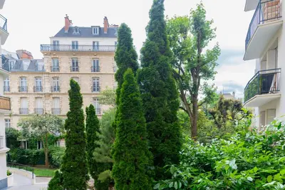 Jardin de l'établissement Paris Vignes Cosy residence