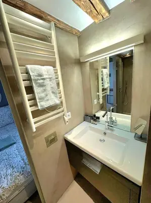 Salle de bains dans l'établissement Elegant Loft Place Vendôme