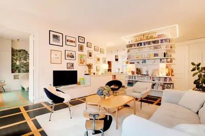 Coin salon dans l'établissement Appartement spacieux et élégant - Grds Boulevards