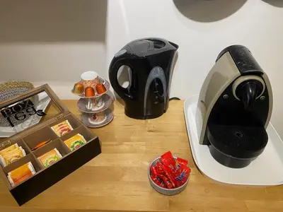 Plateau bouilloire dans l'établissement Magnifique duplex 45 m2 aux portes de Paris Metro Barbara à 30mn Expo Porte de Versailles