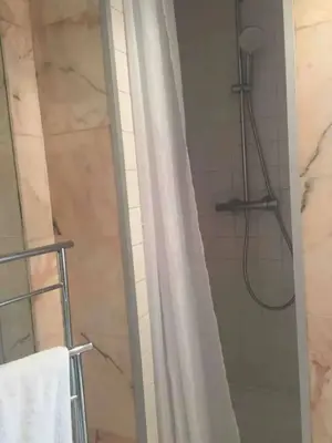 Salle de bains dans l'établissement Appartement charmant avec vue sur Tour Eiffel - Paris - 60 m²