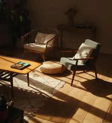 Coin salon dans l'établissement Sublime loft avec verrières sur le Canal St Martin