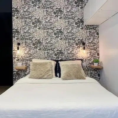 Fully renovated studio for 2