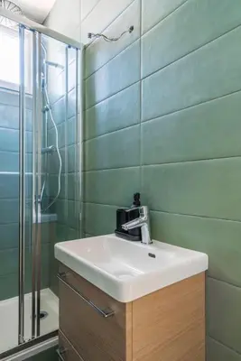 Salle de bains dans l'établissement Appartement spacieux Vue sur Tour Effeil - Puteaux