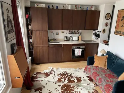 Cuisine ou kitchenette dans l'établissement Deux pièces lumineux calme, vue sur le ciel !