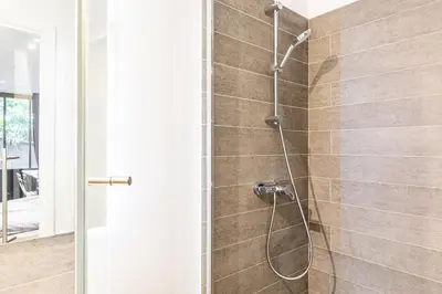 Salle de bains dans l'établissement Charming stay in the 16th