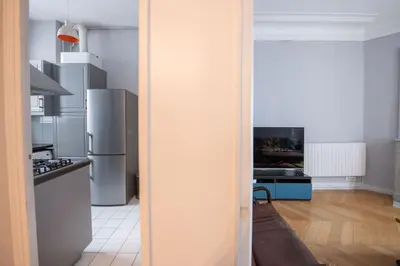 Cuisine ou kitchenette dans l'établissement Élysées Charm