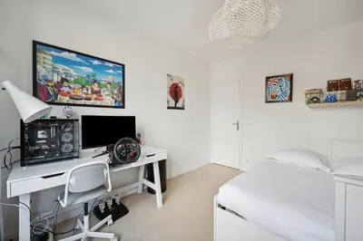 Télévision ou salle de divertissement dans l'établissement Veeve - Thoroughly Modern Maison