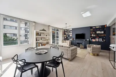 Télévision ou salle de divertissement dans l'établissement Veeve - Thoroughly Modern Maison