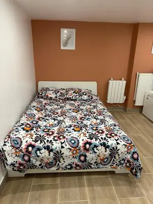 Un ou plusieurs lits dans un hébergement de l'établissement HL Home Paris Ivry