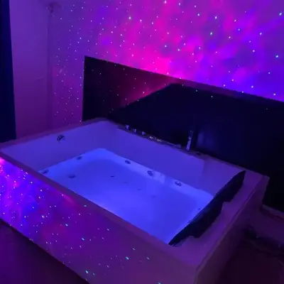 Paris La Défense - Santorin Apartment with jacuzzi
