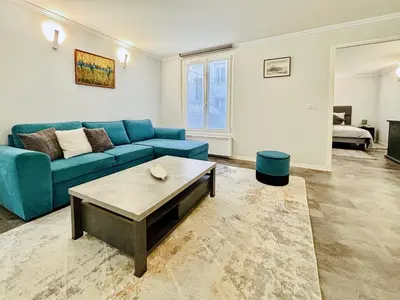 Coin salon dans l'établissement Luxury Apartment Paris Saint-Honoré - Rentaway BnB