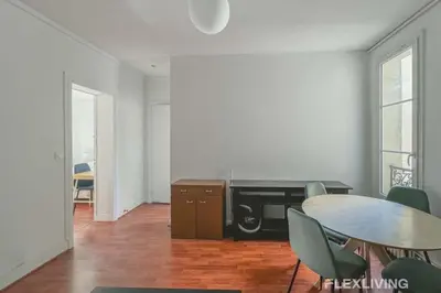 Cuisine ou kitchenette dans l'établissement Flexliving - whole apartment - Lindet