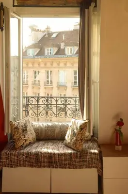 Un ou plusieurs lits dans un hébergement de l'établissement Amazing Rooftop Odeon Luxembourg
