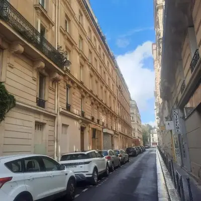 Appartement familial dans le 16é
