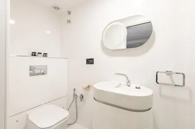 Salle de bains dans l'établissement New York-Superbe appartement vue Tour Eiffel pont de l'Alma