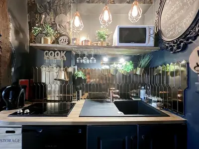 Cuisine ou kitchenette dans l'établissement Gare du Nord and Est