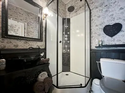 Salle de bains dans l'établissement Gare du Nord and Est