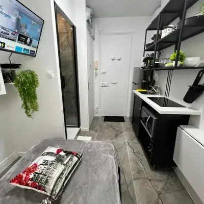 PARIS BASTILLE BERCY GARE DE LYON CHAMBRE CLIMATISEE 9m2 idéal 1 pers