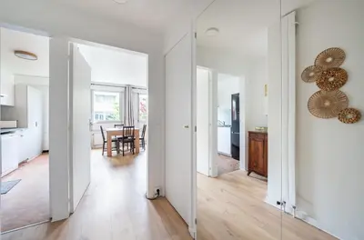 Télévision ou salle de divertissement dans l'établissement Montparnasse & Studio & Downtown