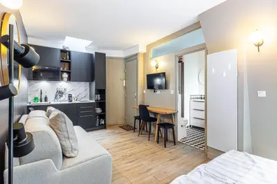 Cuisine ou kitchenette dans l'établissement GuestReady - Nice urban hideout near Montmartre