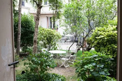 Jardin de l'établissement So Cute 55m2 And Quiet With A Courtyard Garden