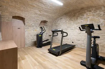 Salle ou équipements de sports de l'établissement Les Suites HCR