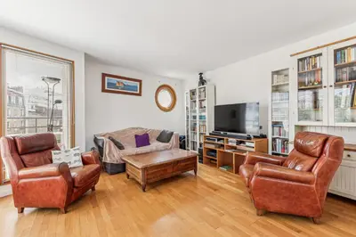 Télévision ou salle de divertissement dans l'établissement Appartement duplex dans le Saint Lambert by Weekome