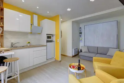 Cuisine ou kitchenette dans l'établissement 408 Suite Montorgueil - Superbe Studio à Paris