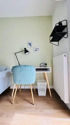 Télévision ou salle de divertissement dans l'établissement Riviera Suite - Spacieux T3 - 5 min du métro- Paris centre à 10min