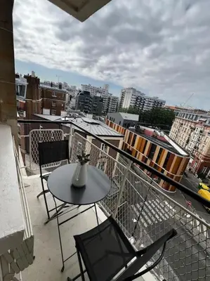 Balcon ou terrasse dans l'établissement Paris - Appartement confortable proche Canal Ourcq