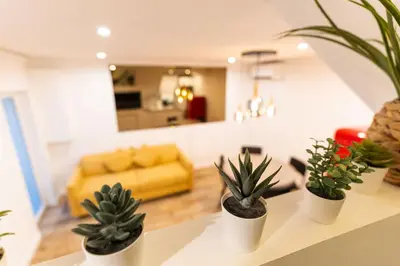 Cuisine ou kitchenette dans l'établissement Town House Nation, Bastille, AC by LCC Agency