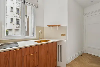 Cuisine ou kitchenette dans l'établissement Cosy studette - Invalides - 1pers
